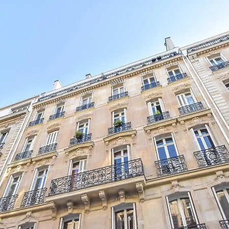 Perle Rare Triangle D'or Great With Terrace - Bail Mobilite Paris